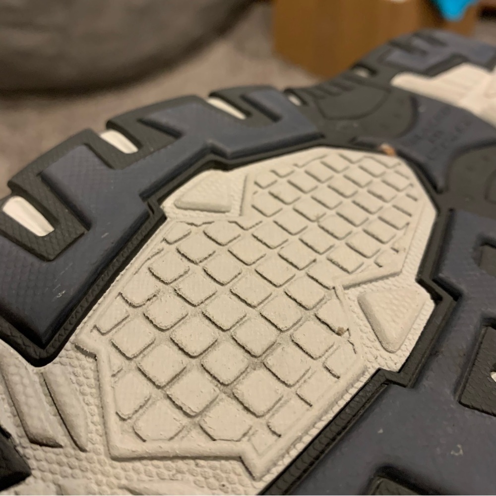 Men’s Sketchers Slip on Shoes - Picture 5 of 5